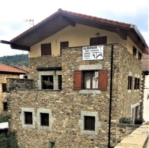 Hostal Rio Arga