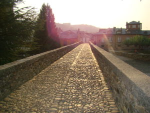 Roman bridge onthe Camino de Santiago at Molinaseca El Bierzo